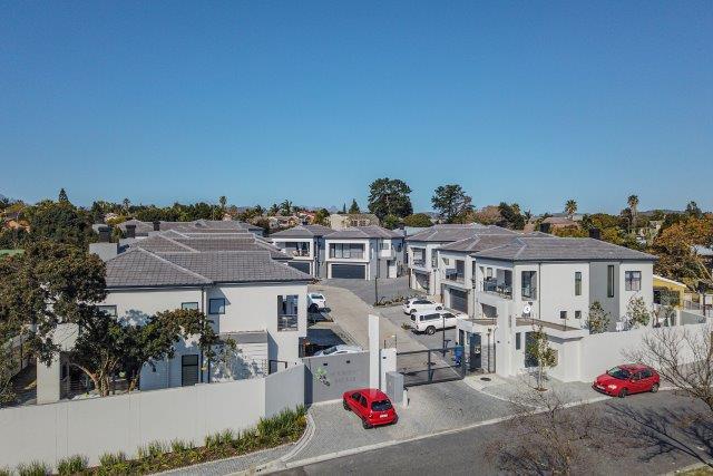 3 Bedroom Property for Sale in Protea Heights Western Cape